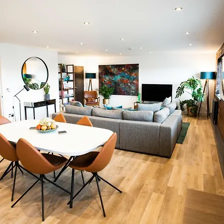Cigar Factory Apartment *